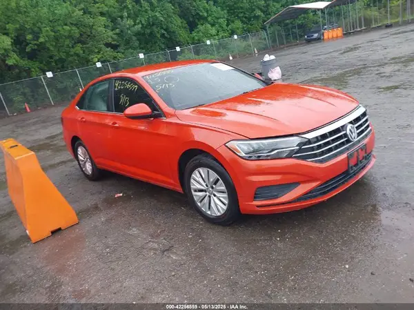 3VWCB7BU8KM232522 2019 VOLKSWAGEN JETTA - Image 1