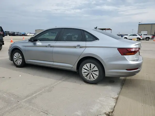 3VWCB7BU8KM239759 2019 VOLKSWAGEN JETTA - Image 2