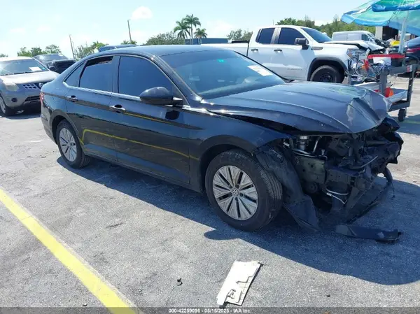3VWCB7BU8KM266072 2019 VOLKSWAGEN JETTA - Image 1