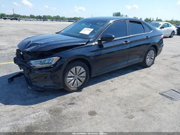 3VWCB7BU8KM266072 2019 VOLKSWAGEN JETTA - Image 2