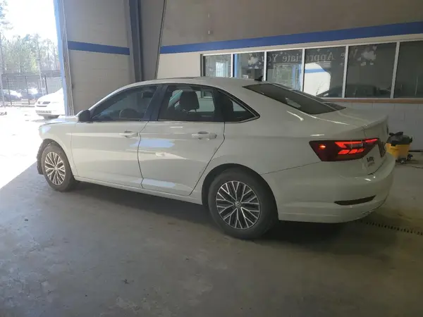 3VWCB7BU9KM128881 2019 VOLKSWAGEN JETTA - Image 2
