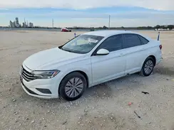 3VWCB7BU9KM142957 2019 VOLKSWAGEN JETTA