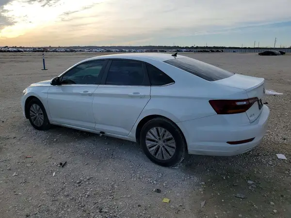 3VWCB7BU9KM142957 2019 VOLKSWAGEN JETTA - Image 2