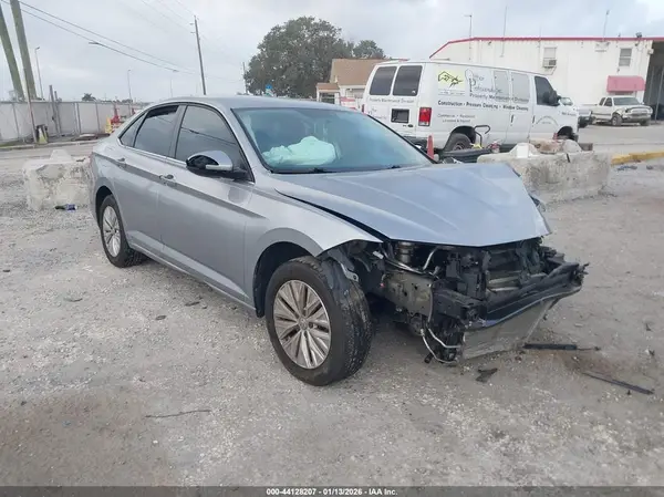 3VWCB7BU9KM232514 2019 VOLKSWAGEN JETTA - Image 1