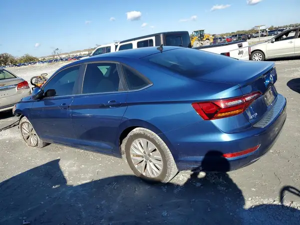3VWCB7BU9KM232562 2019 VOLKSWAGEN JETTA - Image 2