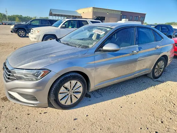 3VWCB7BU9KM255906 2019 VOLKSWAGEN JETTA - Image 1