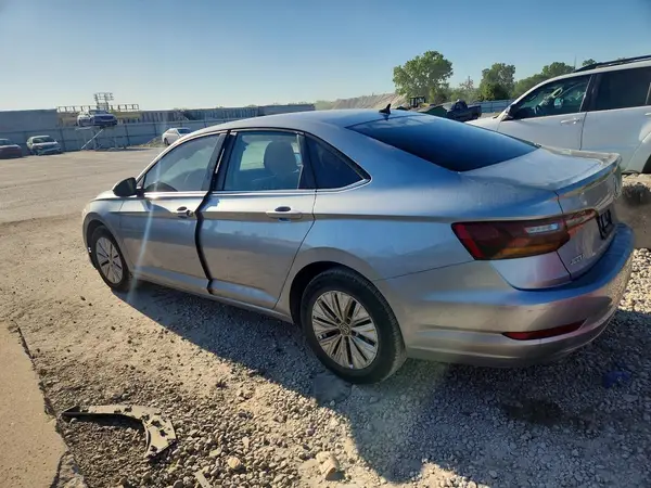 3VWCB7BU9KM255906 2019 VOLKSWAGEN JETTA - Image 2