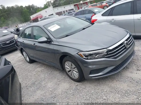 3VWCB7BU9KM268302 2019 VOLKSWAGEN JETTA - Image 1