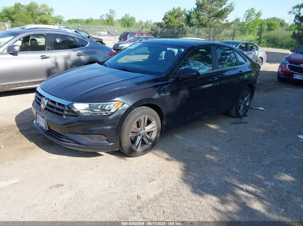 3VWCB7BU9KM272513 2019 VOLKSWAGEN JETTA - Image 2