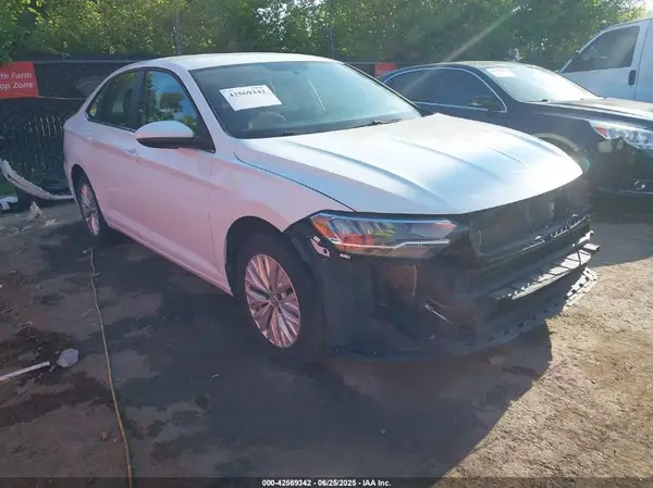 3VWCB7BU9KM275833 2019 VOLKSWAGEN JETTA - Image 1