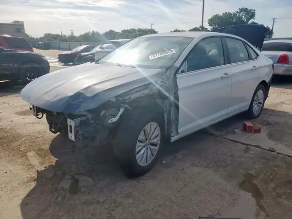 3VWCB7BUXKM130008 2019 VOLKSWAGEN JETTA - Image 1
