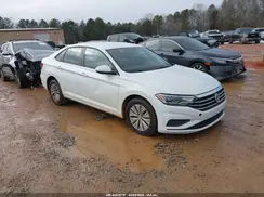 3VWCB7BUXKM130039 2019 VOLKSWAGEN JETTA
