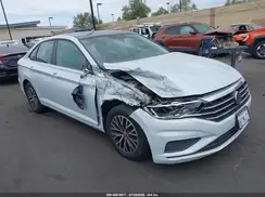 3VWCB7BUXKM139565 2019 VOLKSWAGEN JETTA
