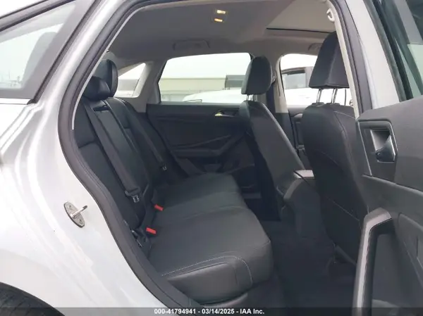 3VWCB7BUXKM141770 2019 VOLKSWAGEN JETTA - Image 8