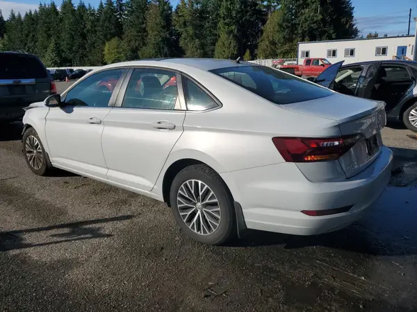 3VWCB7BUXKM143485 2019 VOLKSWAGEN JETTA - Image 2
