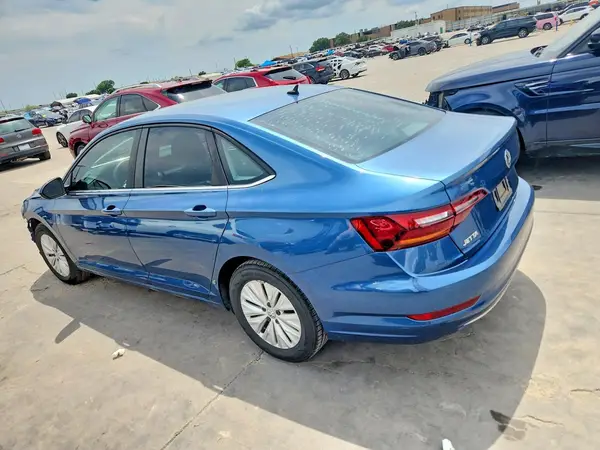 3VWCB7BUXKM166278 2019 VOLKSWAGEN JETTA - Image 2