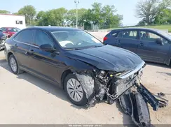 3VWCB7BUXKM232943 2019 VOLKSWAGEN JETTA