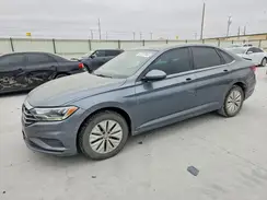 3VWCB7BUXKM233106 2019 VOLKSWAGEN JETTA