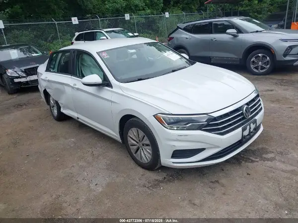 3VWCB7BUXKM234899 2019 VOLKSWAGEN JETTA - Image 1