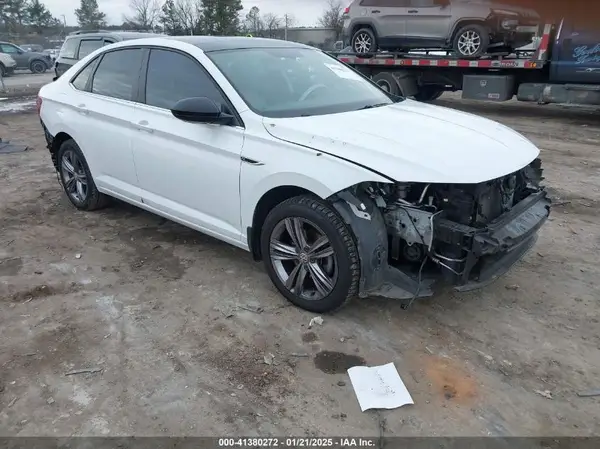 3VWCB7BUXKM258961 2019 VOLKSWAGEN JETTA - Image 1