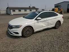 3VWCB7BUXKM276070 2019 VOLKSWAGEN JETTA