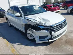 3VWCB7BUXLM017287 2020 VOLKSWAGEN JETTA