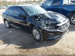 3VWCB7BUXLM033263 2020 VOLKSWAGEN JETTA