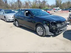 3VWCB7BUXLM066053 2020 VOLKSWAGEN JETTA