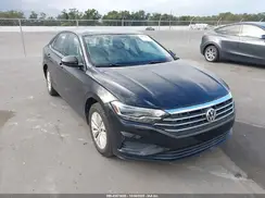 3VWCB7BUXLM074749 2020 VOLKSWAGEN JETTA
