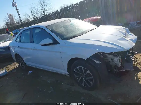 3VWCM7BU0NM002763 2022 VOLKSWAGEN JETTA - Image 1