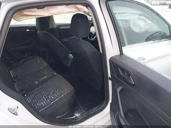 3VWCM7BU0NM014685 2022 VOLKSWAGEN JETTA - Image 8
