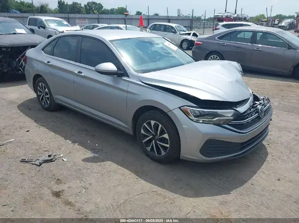 3VWCM7BU6NM005375 2022 VOLKSWAGEN JETTA - Image 1
