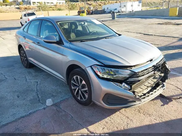 3VWCM7BU6NM005733 2022 VOLKSWAGEN JETTA - Image 1