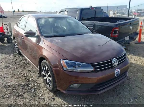3VWD07AJ0GM339069 2016 VOLKSWAGEN JETTA - Image 1