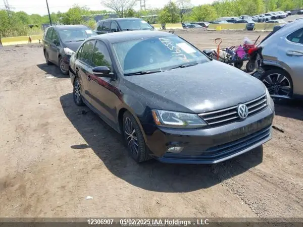 3VWD07AJ6GM383917 2016 VOLKSWAGEN JETTA - Image 1