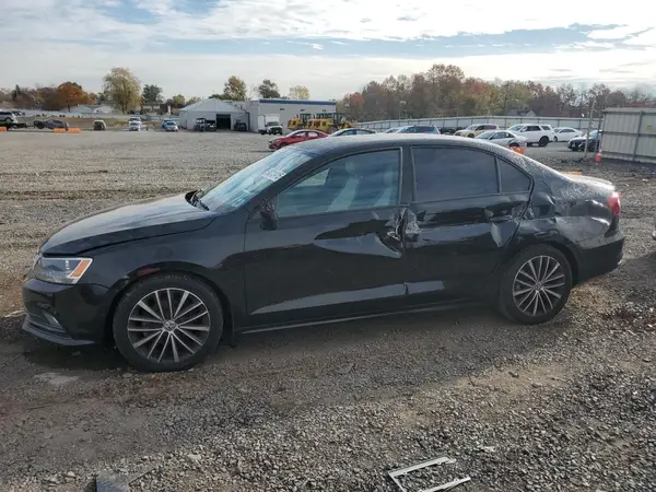 3VWD17AJ0GM227580 2016 VOLKSWAGEN JETTA - Image 1