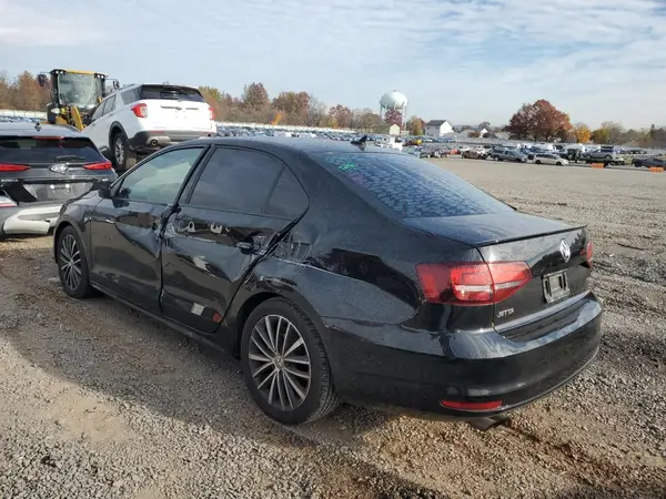 3VWD17AJ0GM227580 2016 VOLKSWAGEN JETTA - Image 2