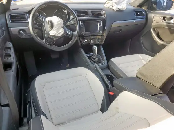 3VWD17AJ0GM227885 2016 VOLKSWAGEN JETTA - Image 8