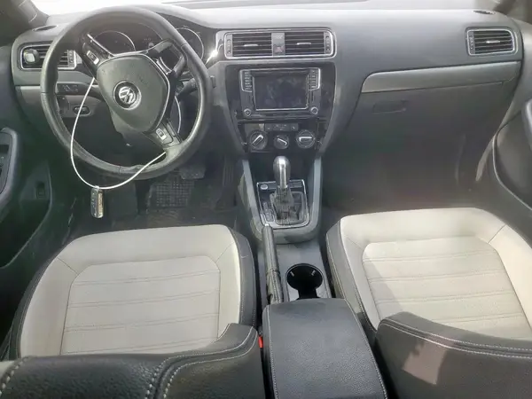 3VWD17AJ0GM305758 2016 VOLKSWAGEN JETTA - Image 8