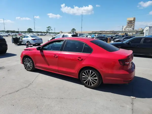 3VWD17AJ0GM362929 2016 VOLKSWAGEN JETTA - Image 2