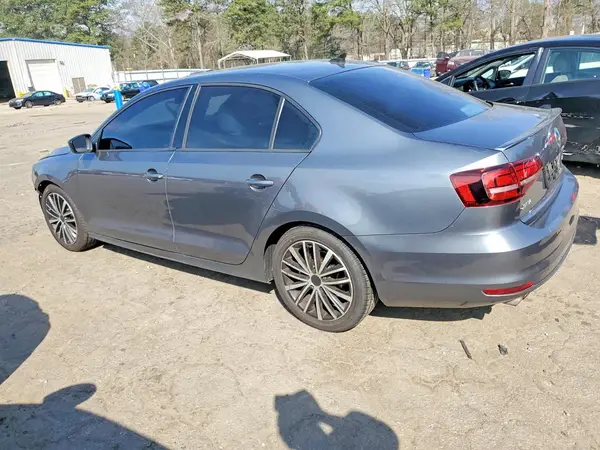 3VWD17AJ0GM368021 2016 VOLKSWAGEN JETTA - Image 2