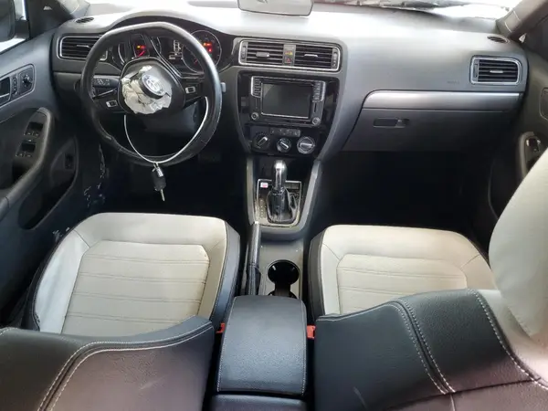 3VWD17AJ0GM391895 2016 VOLKSWAGEN JETTA - Image 8