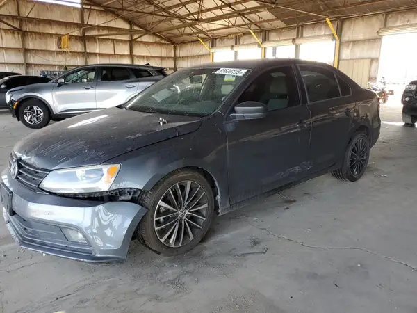 3VWD17AJ0GM393761 2016 VOLKSWAGEN JETTA - Image 1