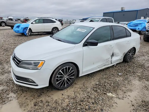 3VWD17AJ0GM408940 2016 VOLKSWAGEN JETTA - Image 1
