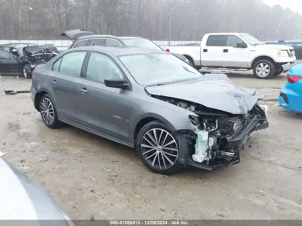 3VWD17AJ0GM411109 2016 VOLKSWAGEN JETTA - Image 1