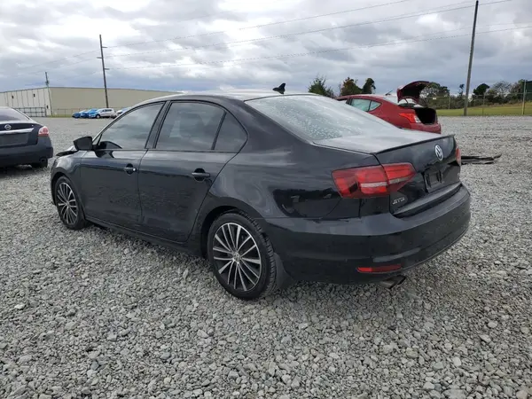 3VWD17AJ0GM411451 2016 VOLKSWAGEN JETTA - Image 2