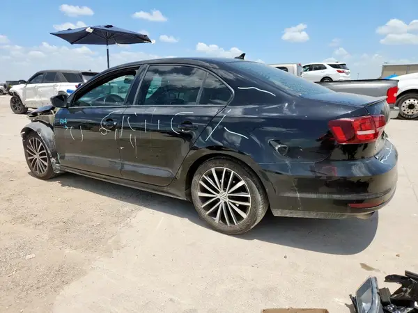3VWD17AJ0HM300500 2017 VOLKSWAGEN JETTA - Image 2