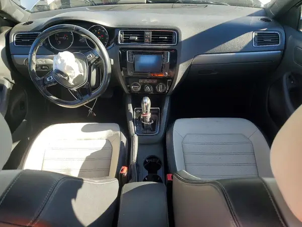 3VWD17AJ0HM301579 2017 VOLKSWAGEN JETTA - Image 8