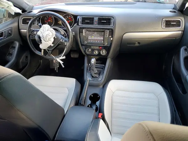 3VWD17AJ0HM391705 2017 VOLKSWAGEN JETTA - Image 8