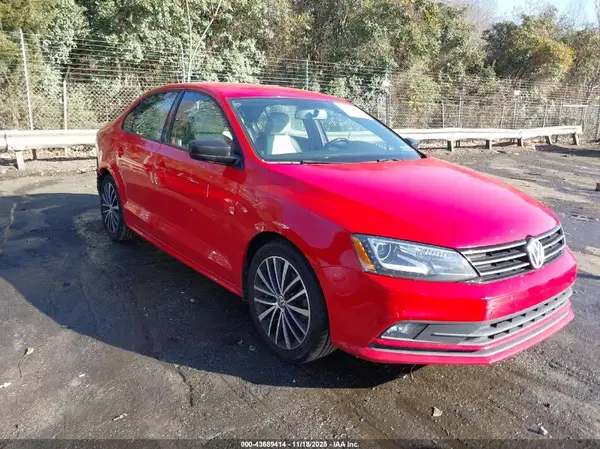 3VWD17AJ0HM391851 2017 VOLKSWAGEN JETTA - Image 1
